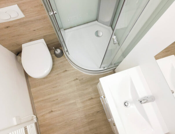 Hiška 2 - kopalnica 1